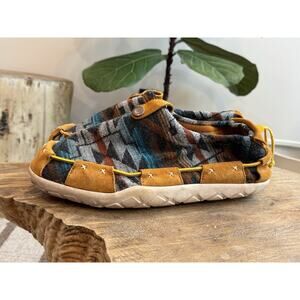 Nike Air Moc N7 Pendleton Sneaker Men’s 12 CQ7307-900 Navajo